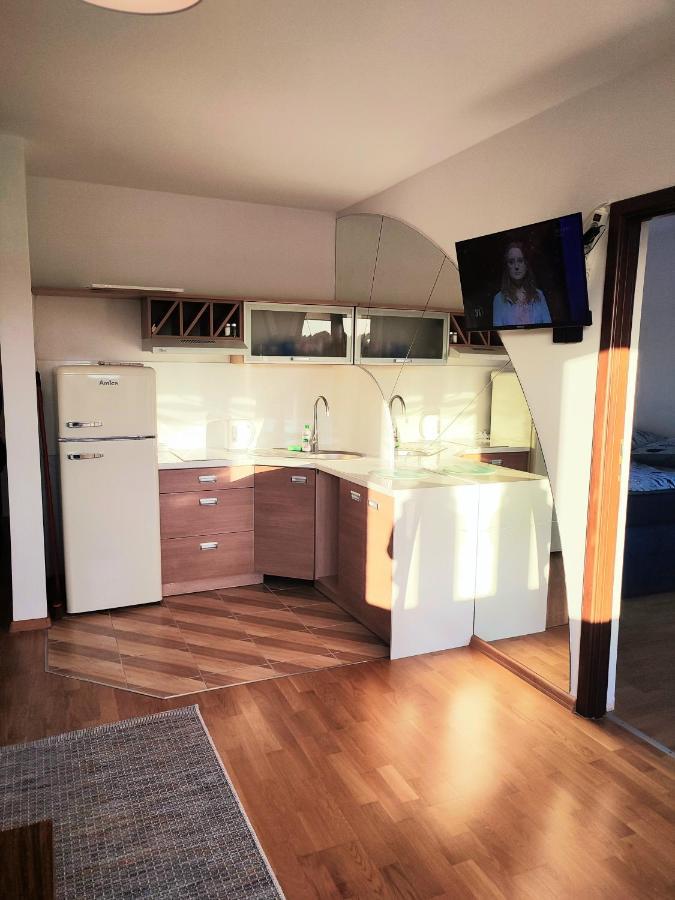 Apartament Na Wydmie, Garaz + Ladowarka Ev 乌斯特卡 外观 照片